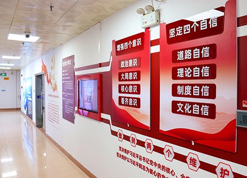 强化标杆引领，推进阵地建设